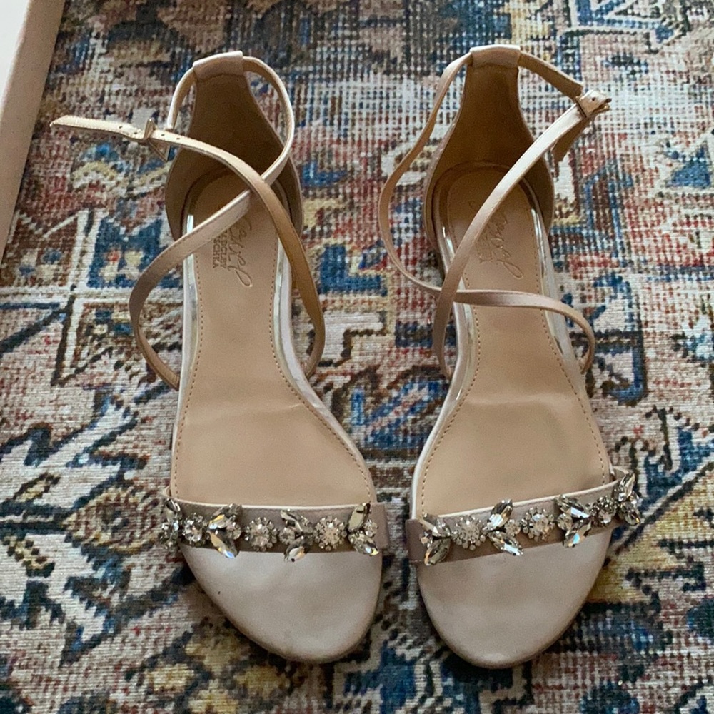 Rose gold "Tessy" sandal size 7